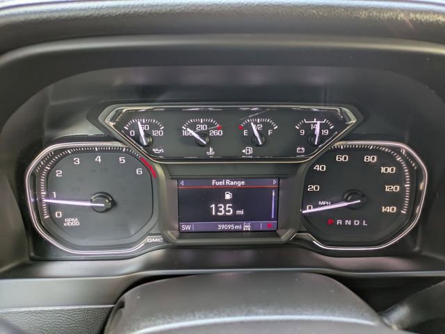 Used 2022 GMC Sierra 2500 AT4 w/ Snow Plow Prep/Camper Package AWD/4WD image 18