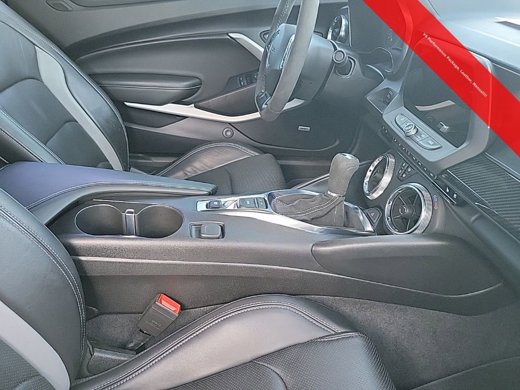 Used 2021 Chevrolet Camaro LT w/ 1LE Track Performance Package RWD image 44