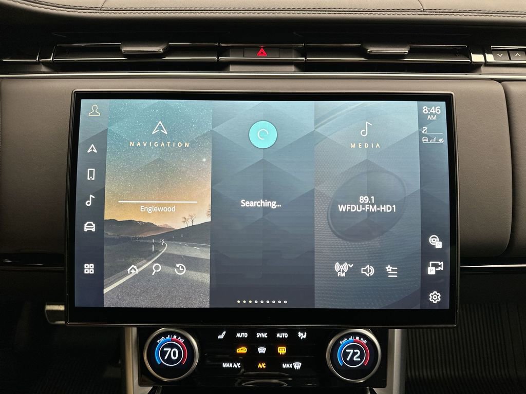 Used 2023 Land Rover Range Rover SE image 26