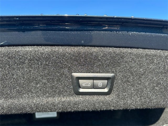 New 2026 BMW 330i xDrive Sedan w/ Premium Package image 24