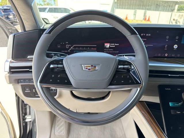 Certified 2026 Cadillac Escalade Platinum Luxury AWD/4WD image 25
