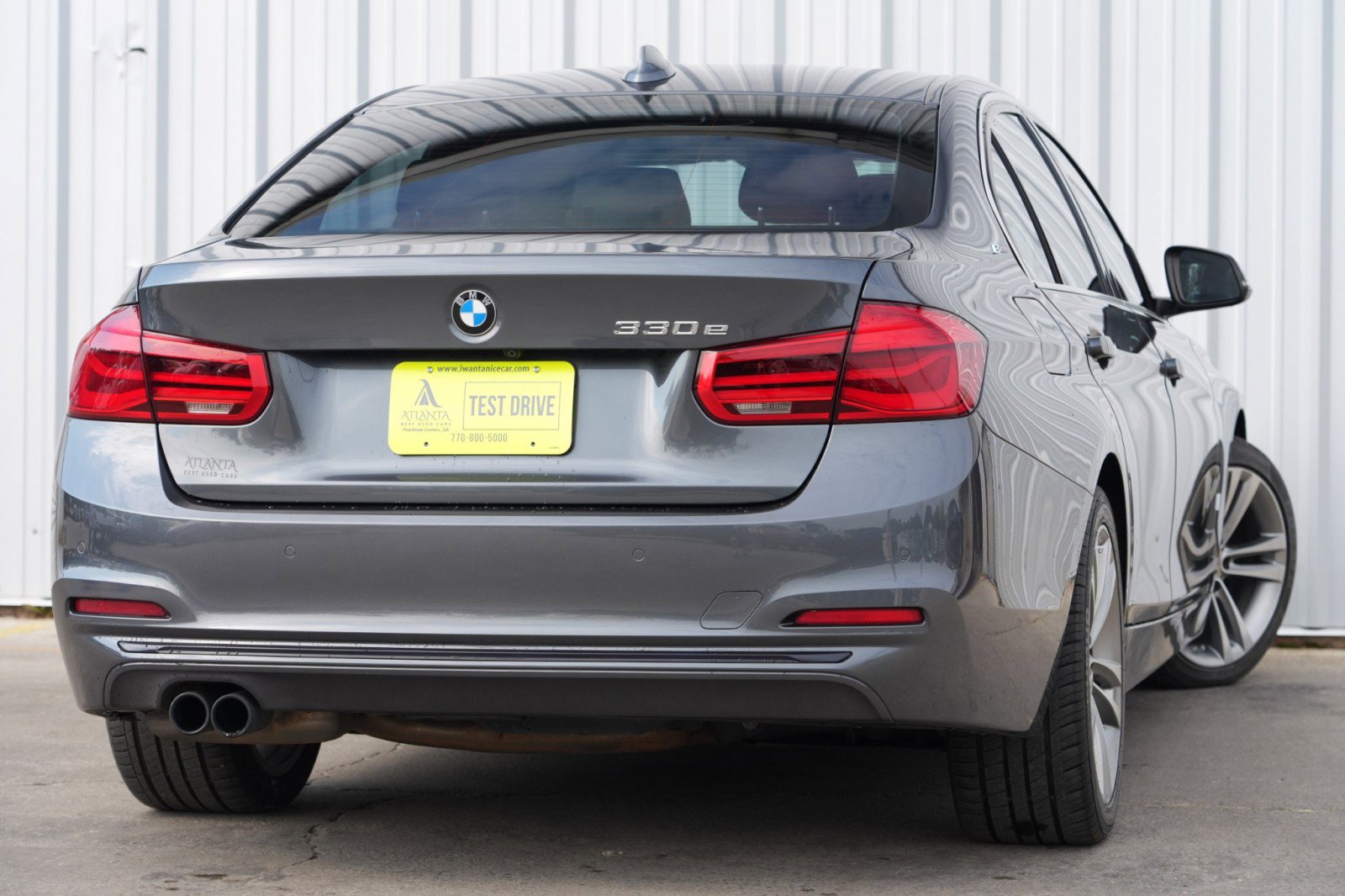 Used 2017 BMW 330e image 4