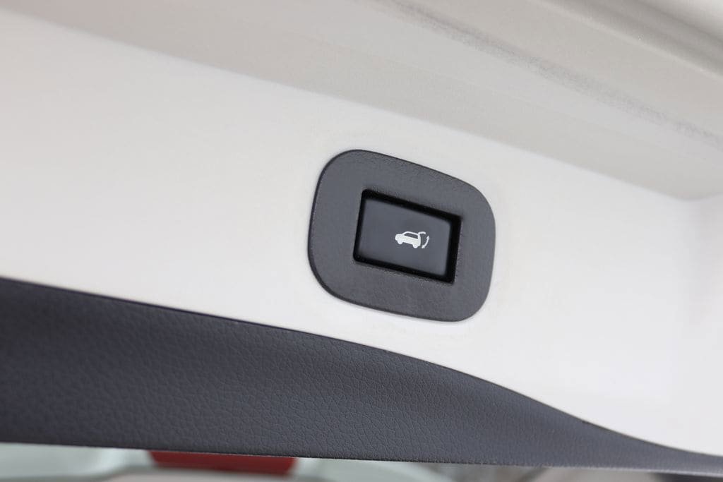 Used 2020 Nissan Rogue SV image 20