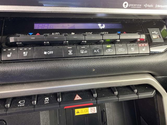 Used 2023 Toyota Tundra Limited image 24