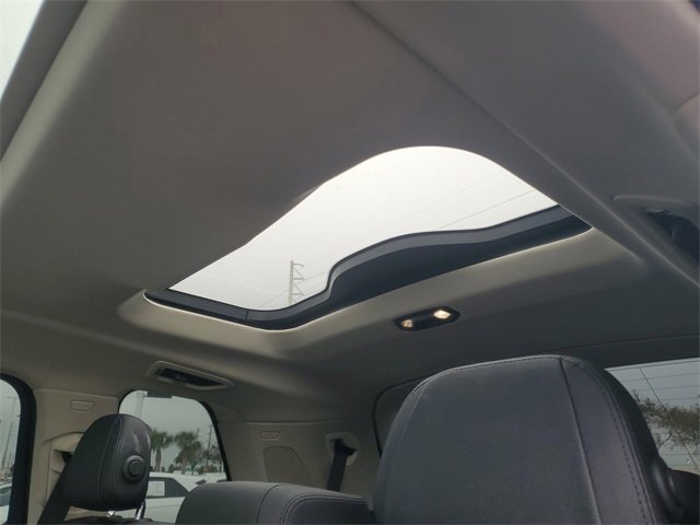 Used 2020 BMW X7 xDrive40i w/ Parking Assistance Package image 14