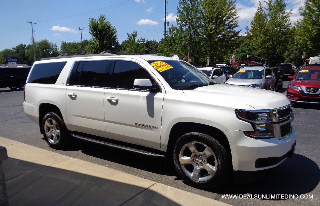 Used 2019 Chevrolet Suburban LT AWD/4WD image 2