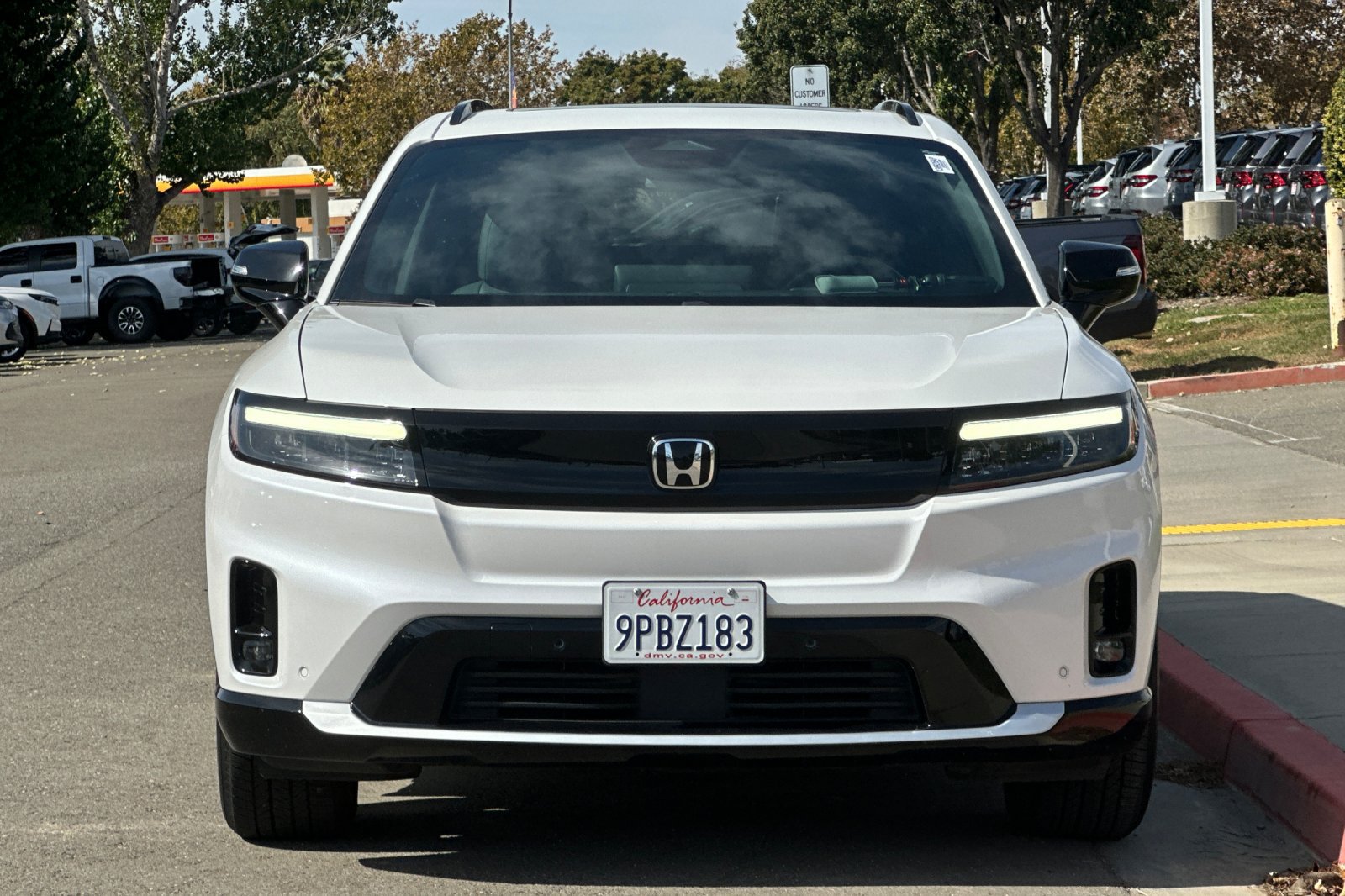 Used 2024 Honda Prologue Touring image 9
