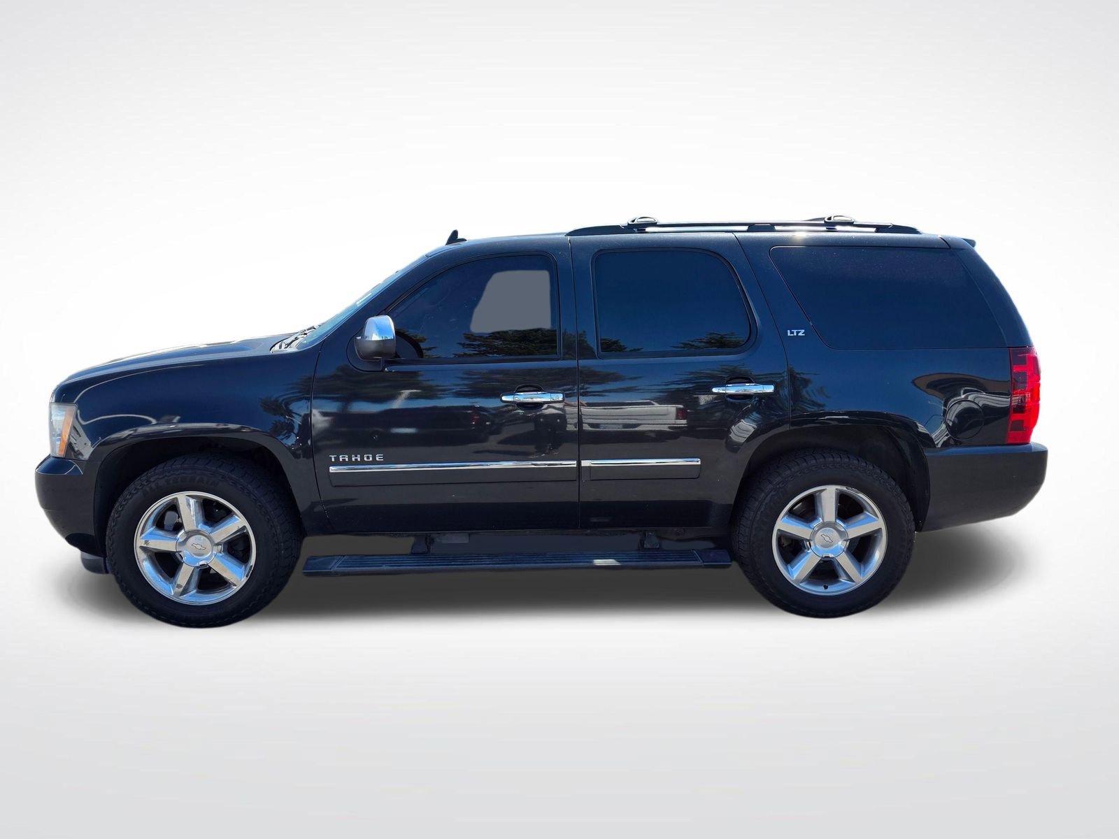 Used 2011 Chevrolet Tahoe LTZ AWD/4WD image 9