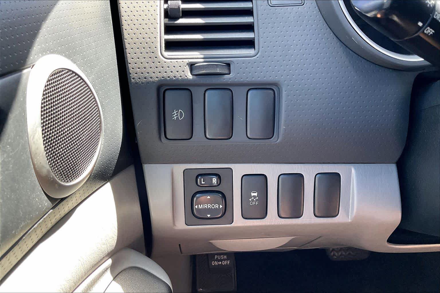Used 2015 Toyota Tacoma PreRunner w/ SR5 Package RWD image 55