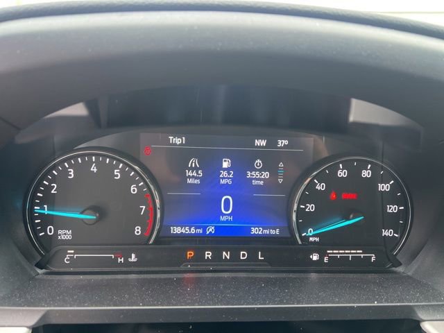 Used 2024 Ford Explorer XLT w/ Equipment Group 202A AWD/4WD image 25