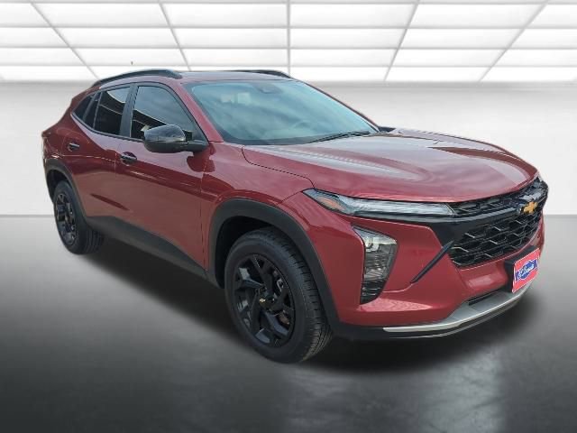 Used 2025 Chevrolet Trax LT