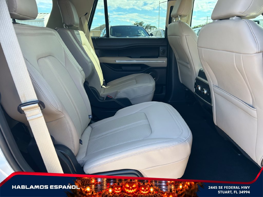 Used 2024 Ford Expedition Limited RWD image 18