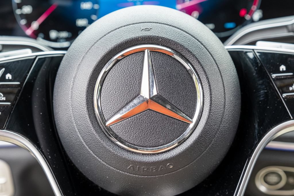 Used 2025 Mercedes-Benz GLE 350 4MATIC image 23