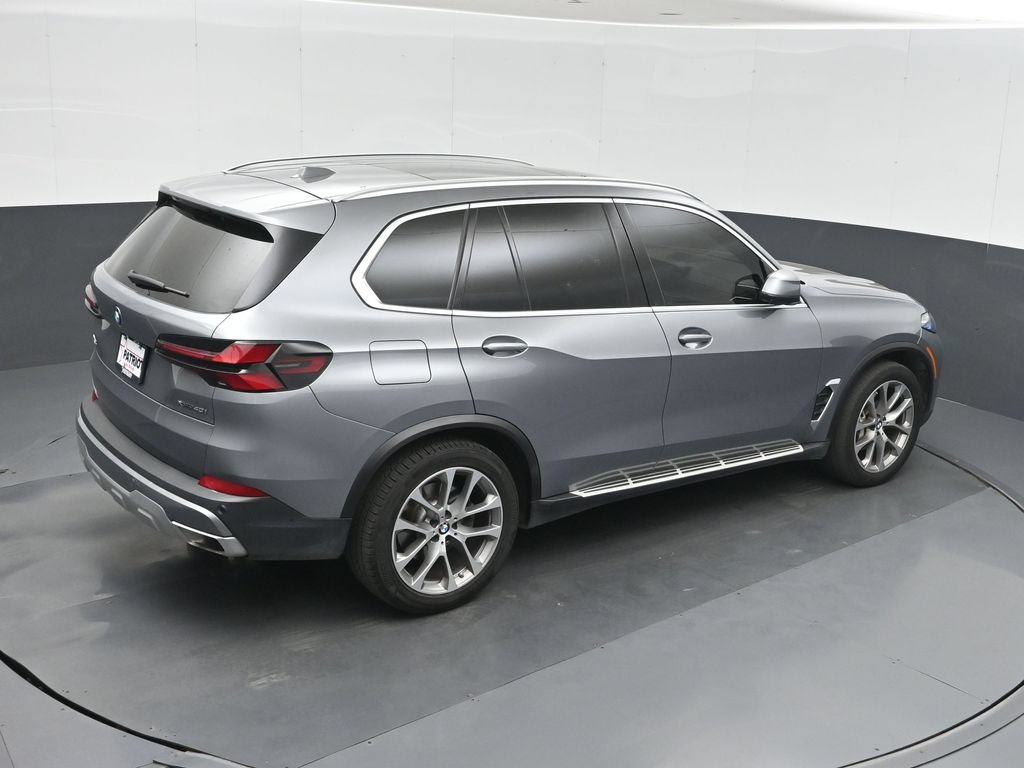 Used 2025 BMW X5 xDrive40i AWD/4WD image 30