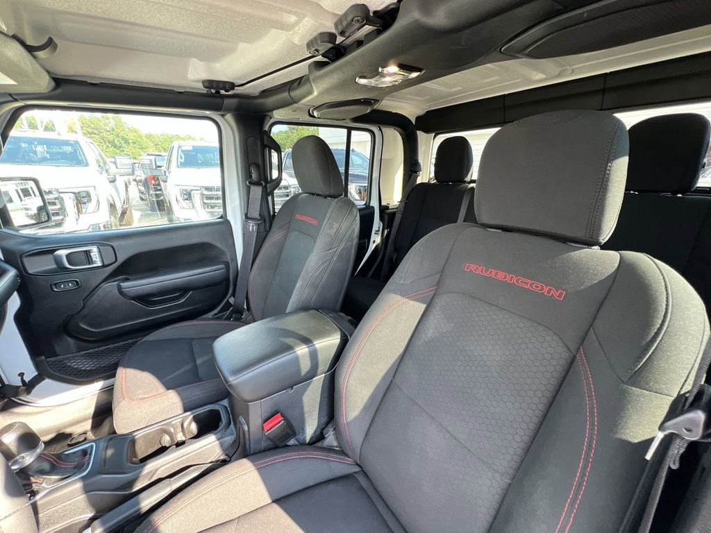 Used 2023 Jeep Gladiator Rubicon w/ Cold Weather Group image 16