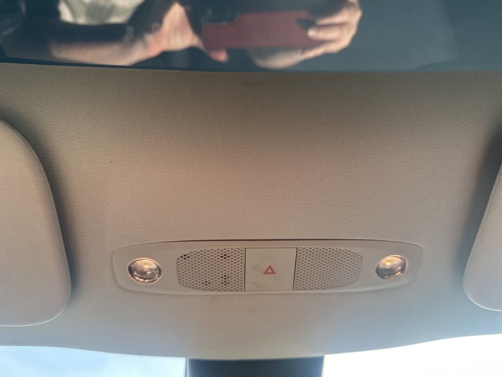 Used 2023 Tesla Model Y Performance image 16