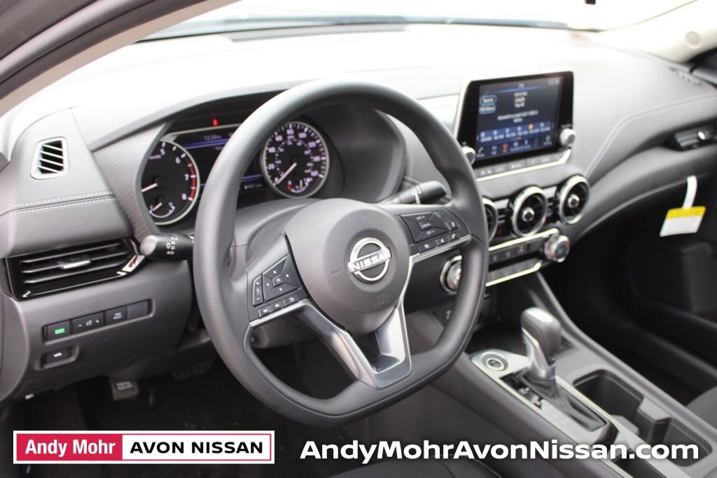 New 2025 Nissan Sentra SV image 10