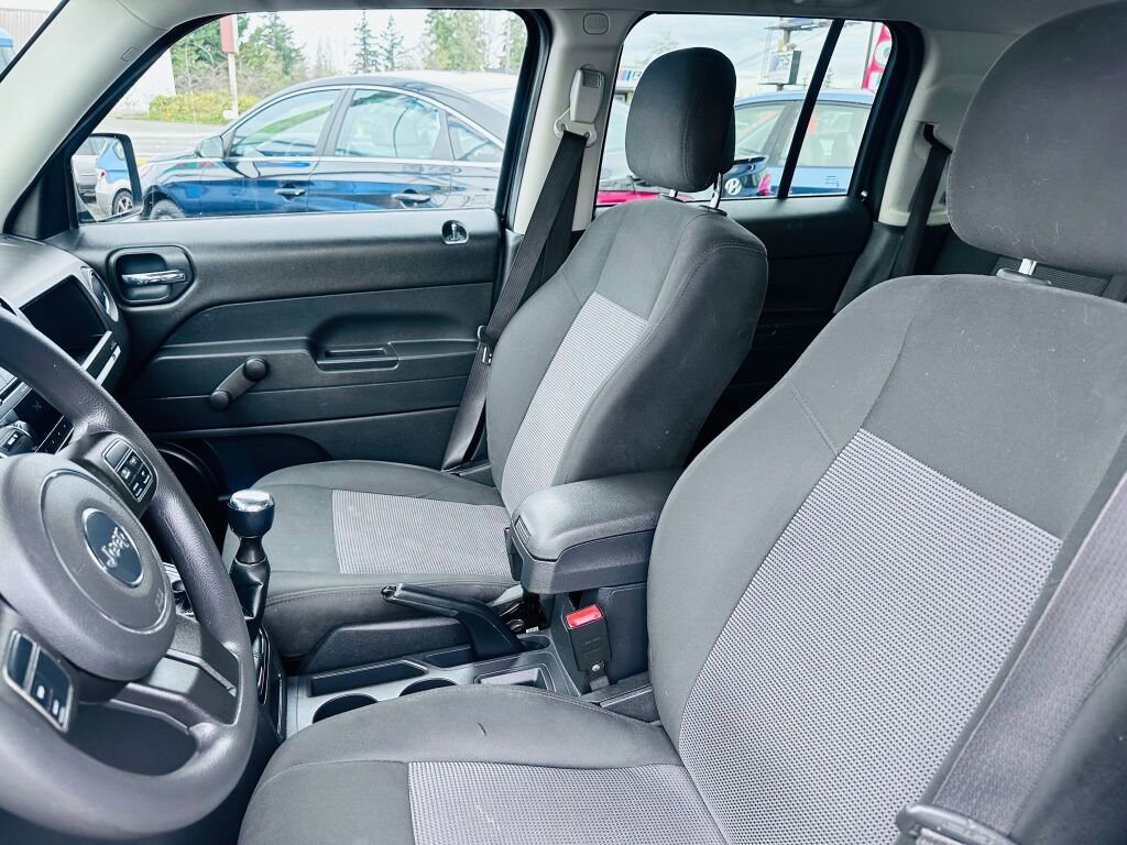 Used 2014 Jeep Patriot Sport image 15