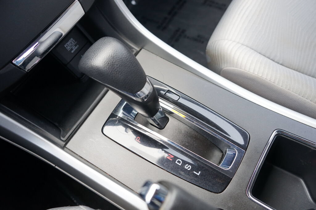 Used 2014 Honda Accord LX image 17