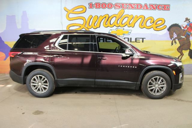 Used 2022 Chevrolet Traverse LT FWD image 1