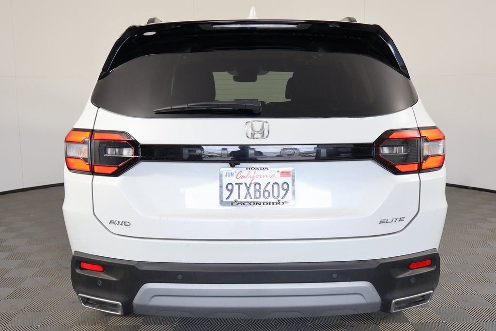 Used 2025 Honda Pilot Elite image 5