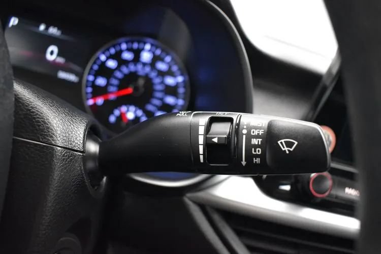 Used 2024 Kia Forte LXS FWD image 25