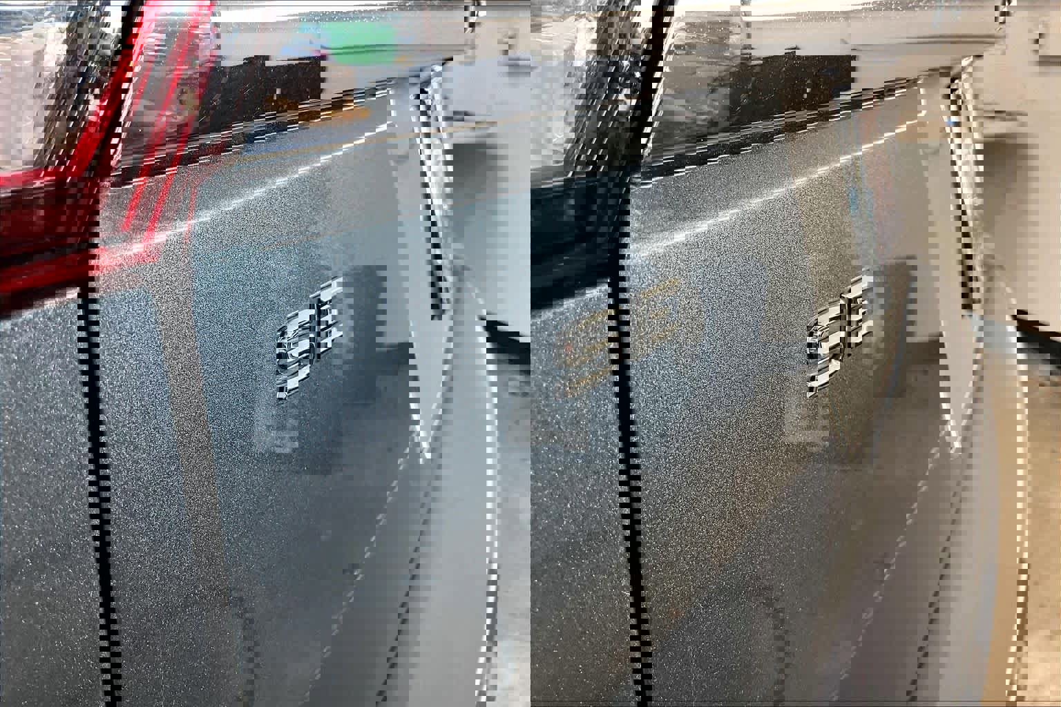 Used 2019 Volkswagen Atlas SE w/ Towing Package image 11