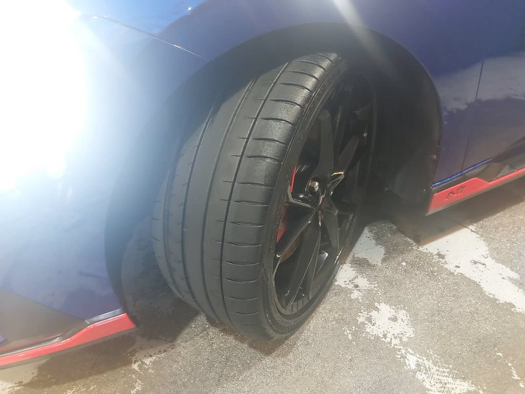 Certified 2025 Hyundai Elantra N FWD image 32