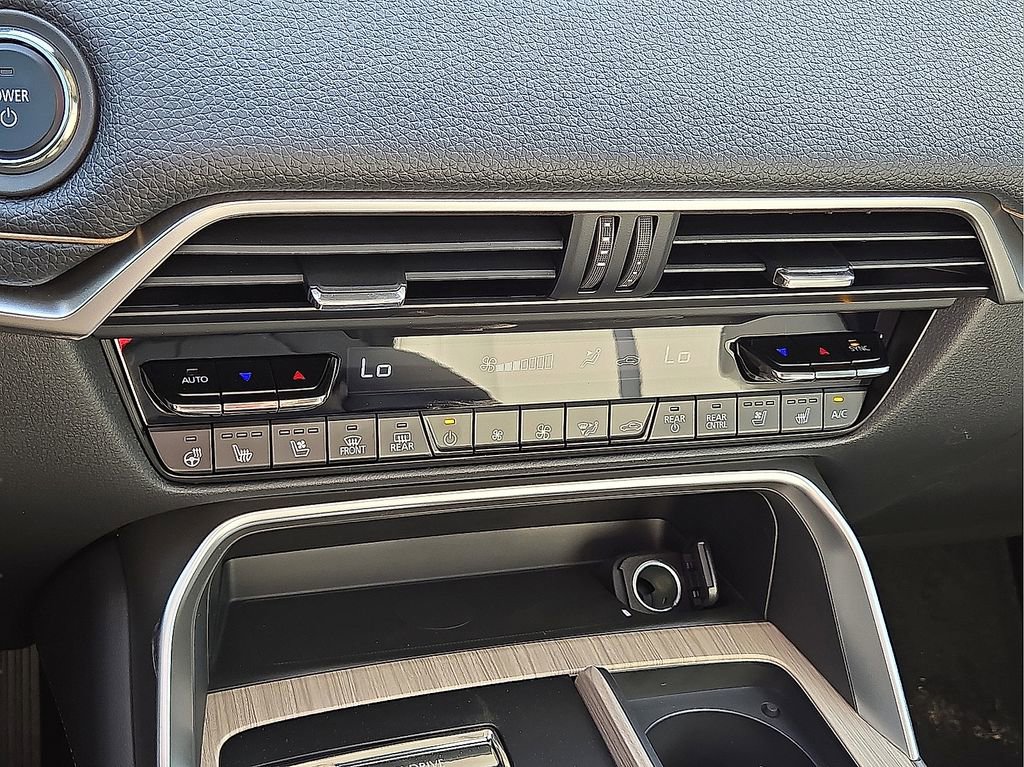 New 2026 MAZDA CX-90 Plug-In Hybrid w/ Preferred image 30