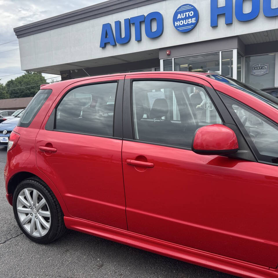 Used 2011 Suzuki SX4 Sportback FWD image 35