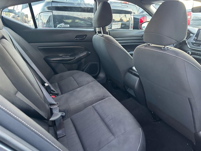Used 2025 Nissan Altima 2.5 S image 11