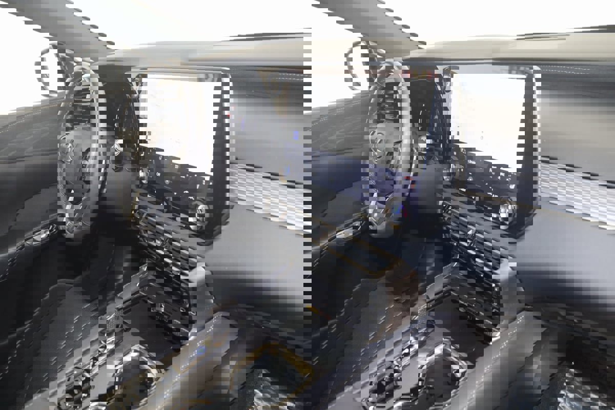 Used 2023 Lexus RX 500h F Sport image 45