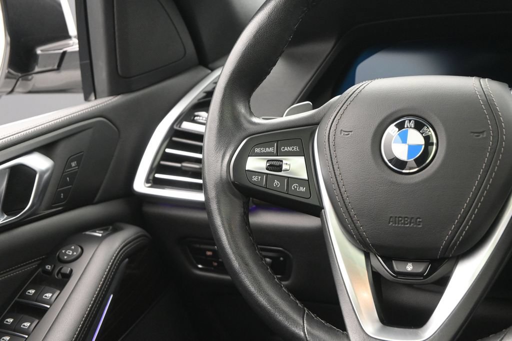 Used 2023 BMW X5 xDrive40i AWD/4WD image 25