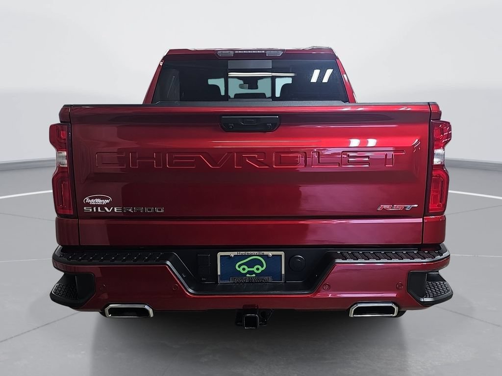 Used 2022 Chevrolet Silverado 1500 RST AWD/4WD image 5