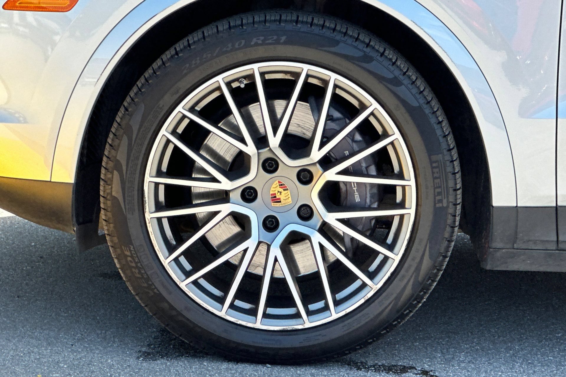 Certified 2023 Porsche Cayenne AWD/4WD image 45