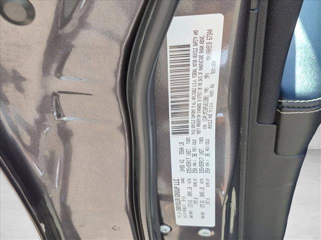 Used 2015 Jeep Cherokee Latitude w/ Comfort/Convenience Group AWD/4WD image 24