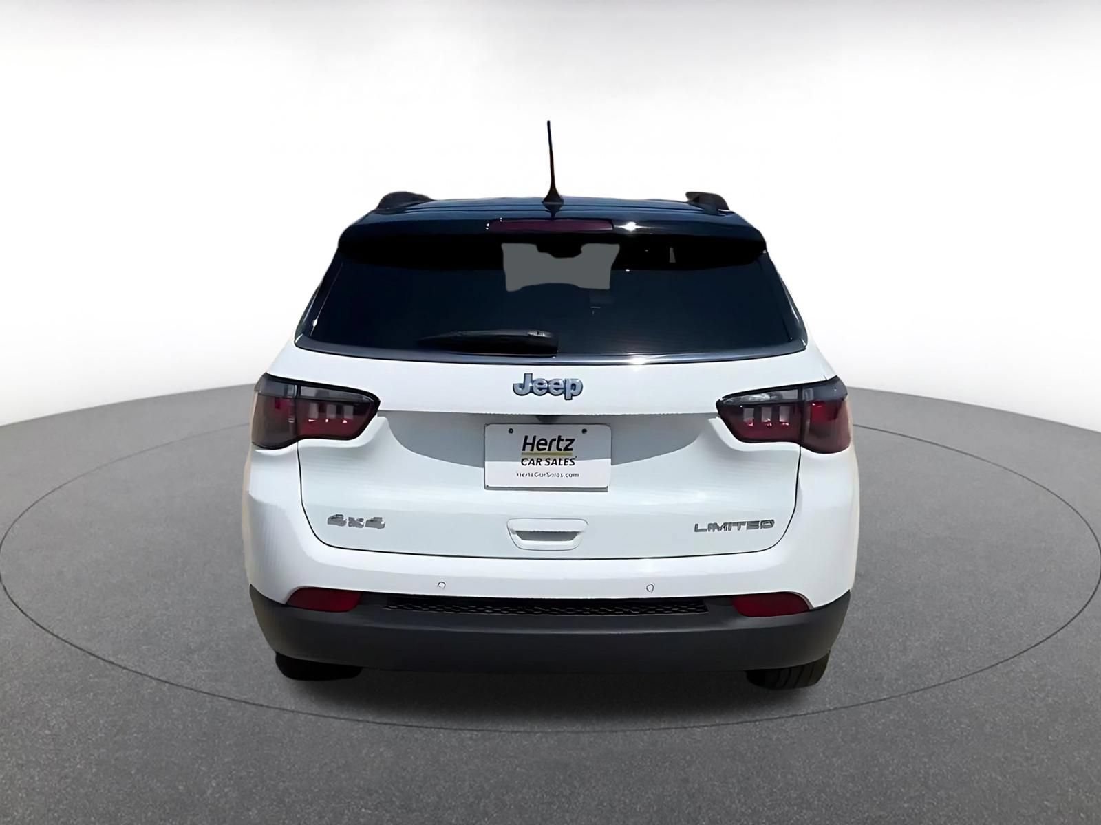 Used 2025 Jeep Compass Limited AWD/4WD image 11