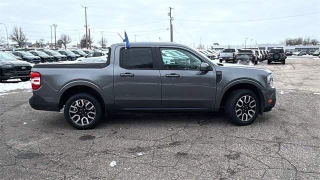 Certified 2022 Ford Maverick Lariat w/ Lariat Luxury Package image 3