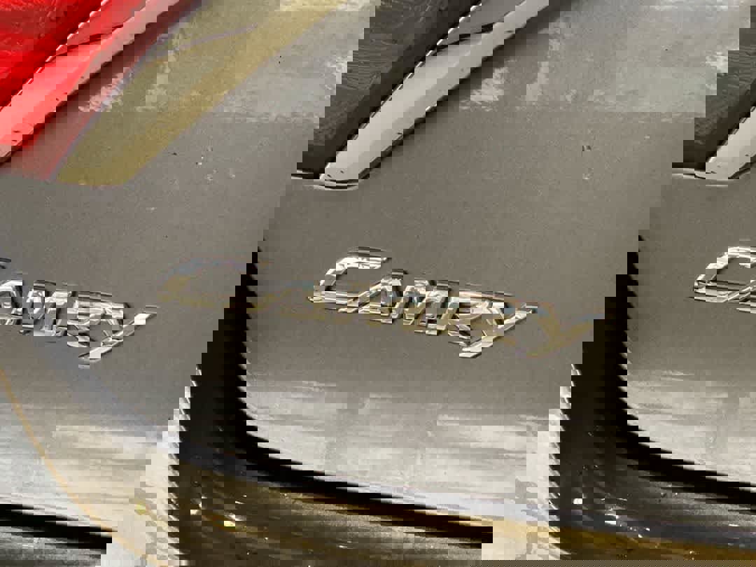 Used 2017 Toyota Camry XLE w/ Moonroof Package image 11