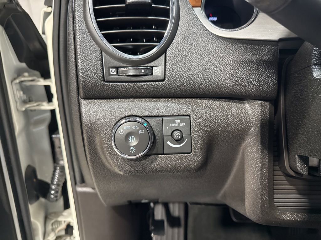 Used 2012 Buick Enclave Leather FWD image 13