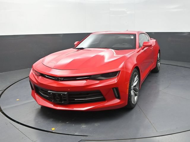 Used 2018 Chevrolet Camaro LT w/ RS Package RWD image 2