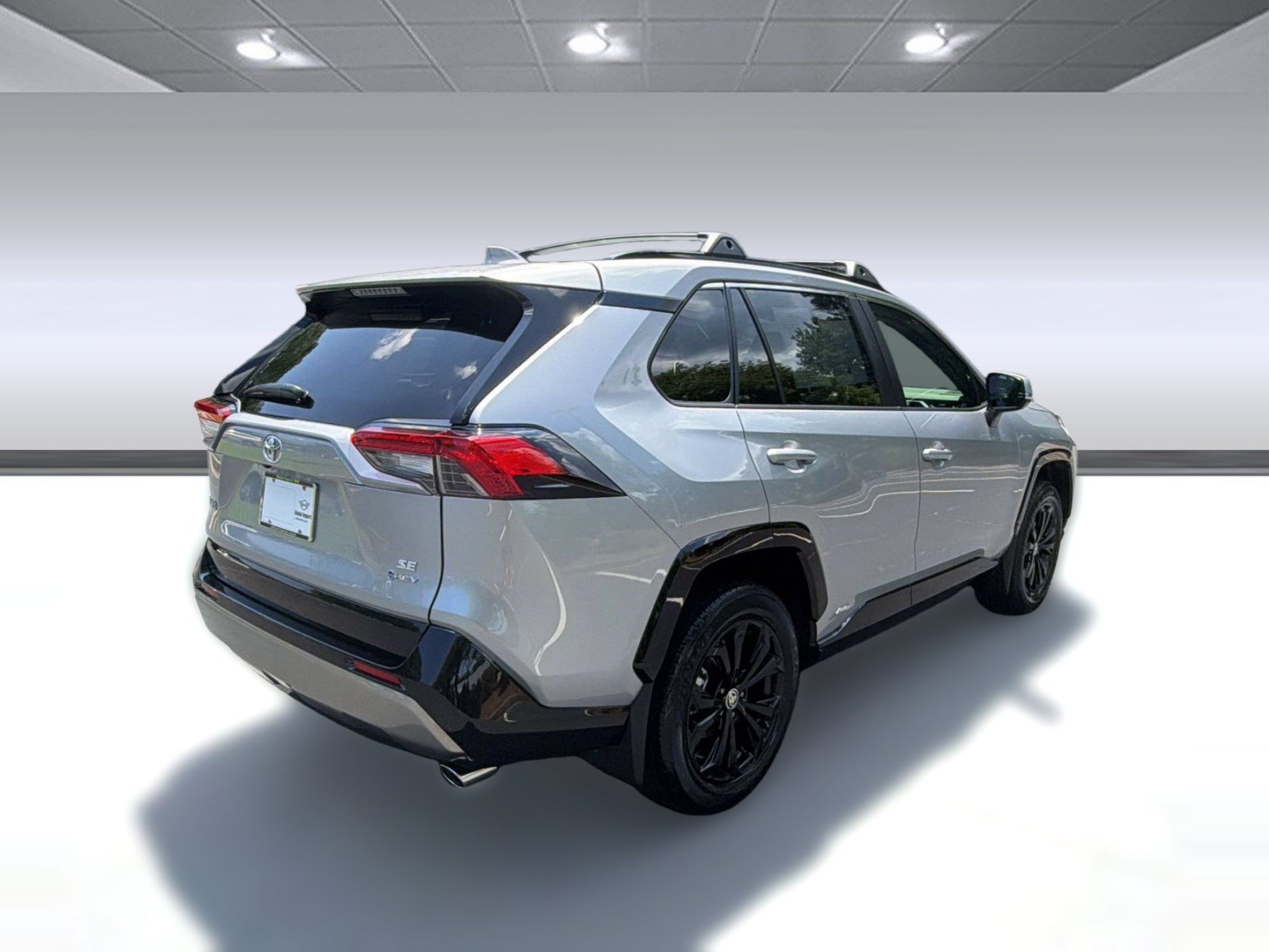 Used 2025 Toyota RAV4 SE w/ Convenience Package AWD/4WD image 9
