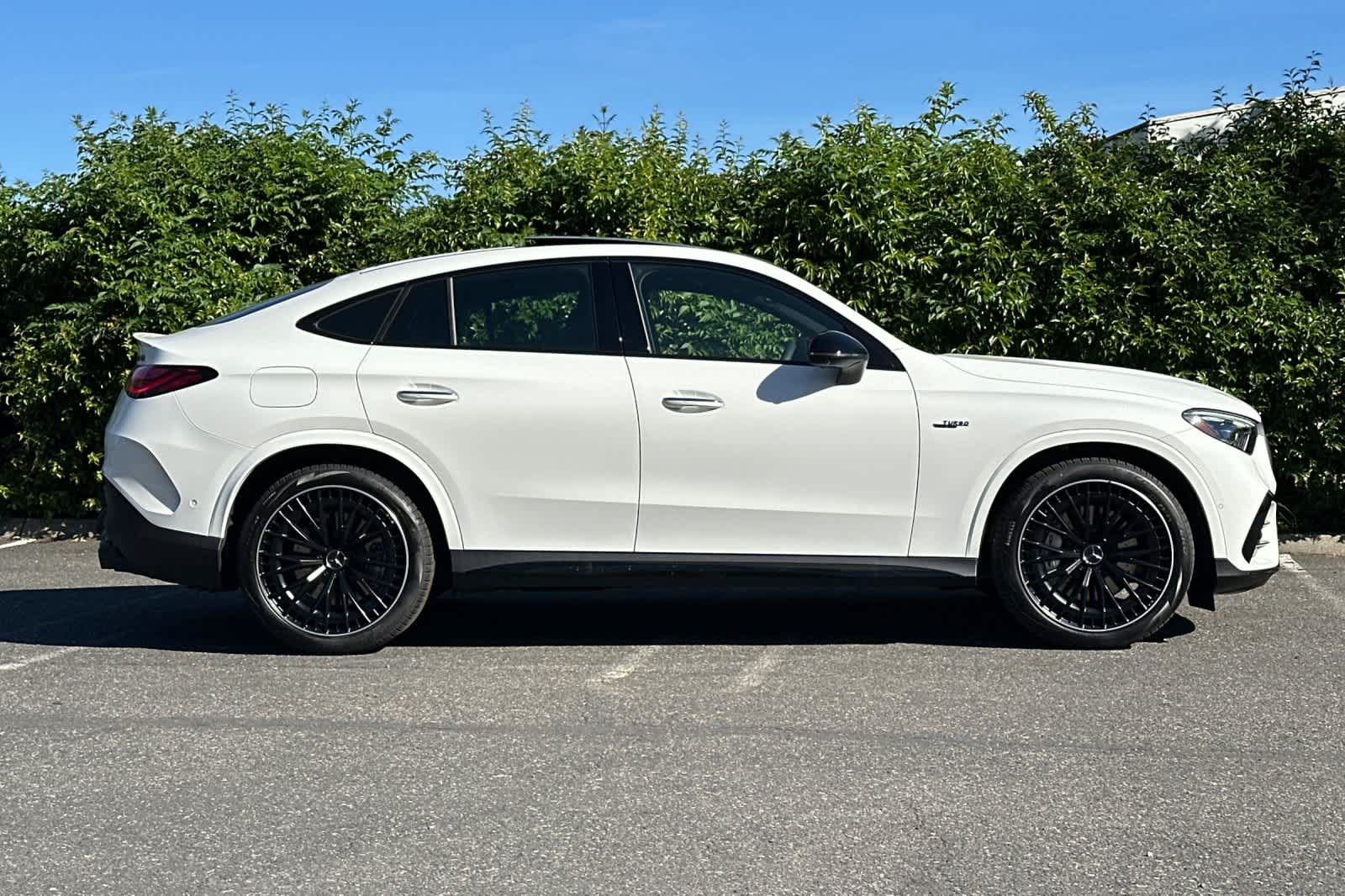 New 2026 Mercedes-Benz GLC 43 AMG 4MATIC Coupe image 2