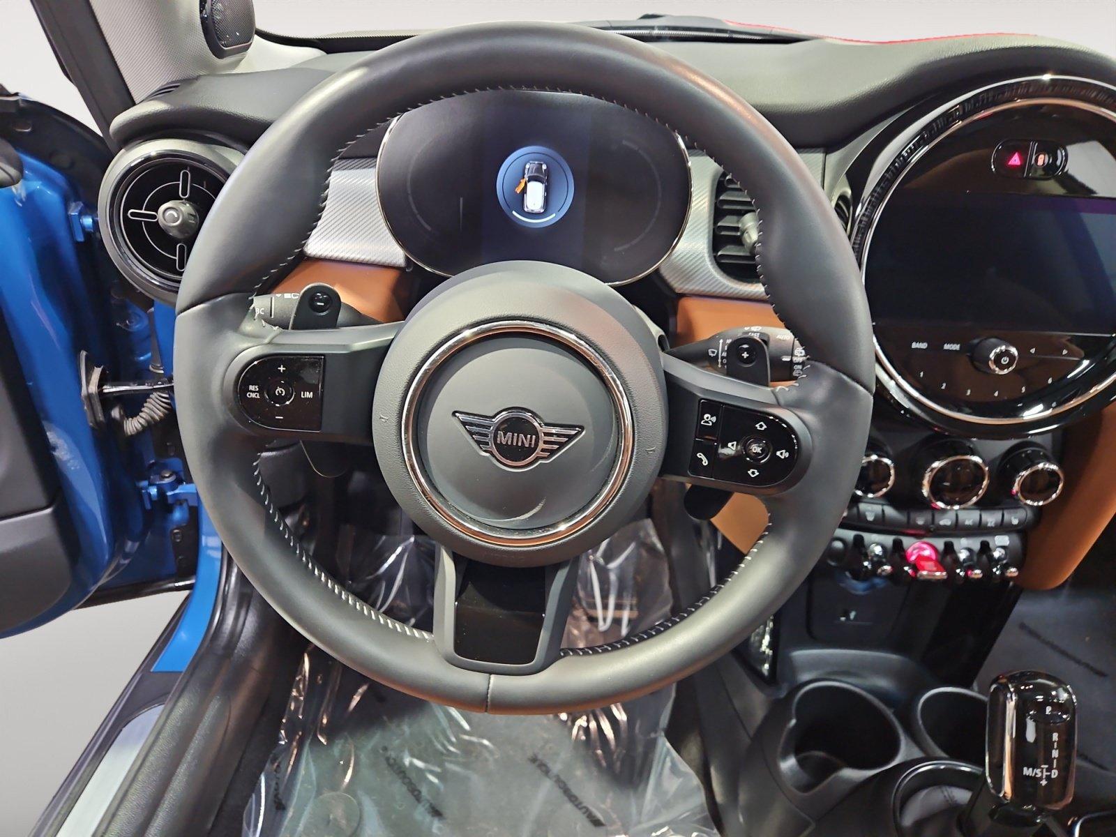 Used 2024 MINI Cooper S w/ Signature Upholstery Package FWD image 14