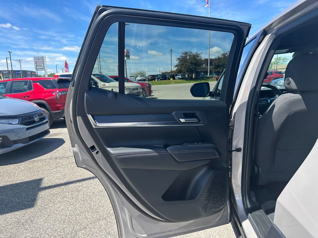 Used 2026 GMC Terrain Elevation AWD/4WD image 9
