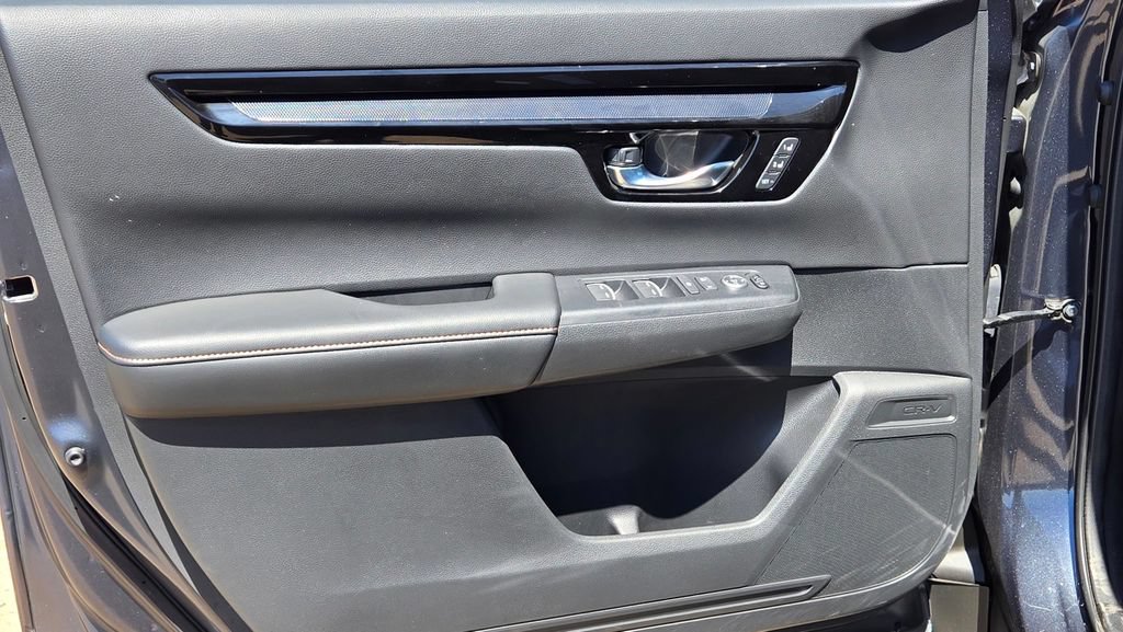 Used 2025 Honda CR-V Sport Touring image 15