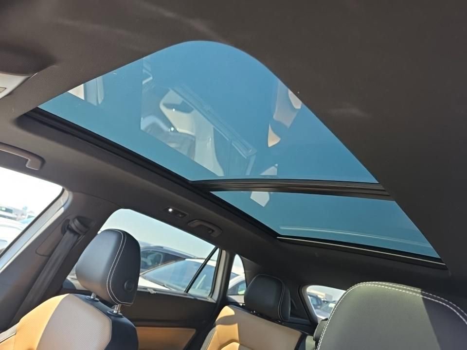 Used 2023 Volkswagen Atlas Cross Sport SEL Premium R-Line image 13