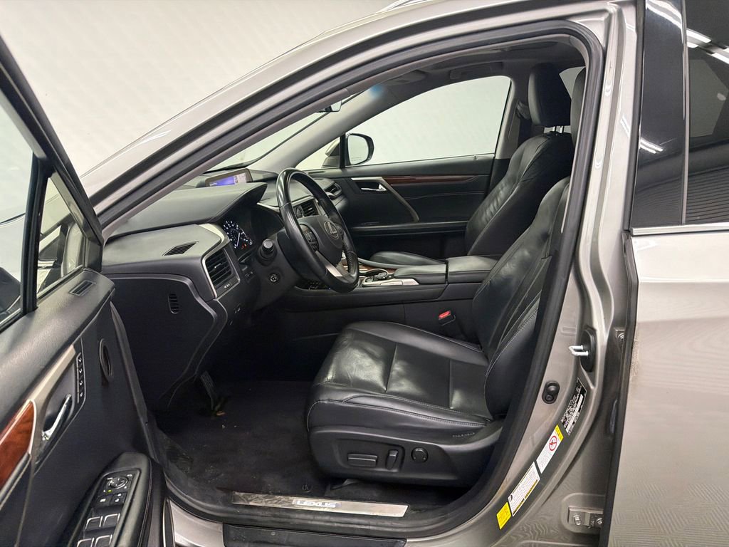Used 2019 Lexus RX 350L AWD image 9