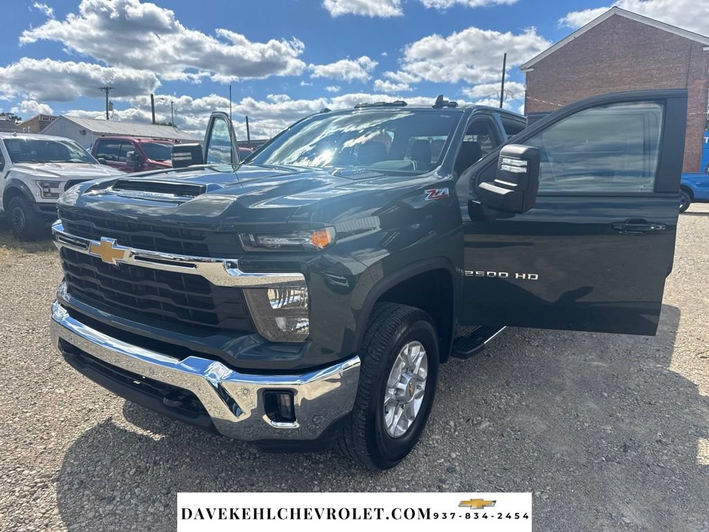 Used 2025 Chevrolet Silverado 2500 LT w/ All Star Edition AWD/4WD image 32