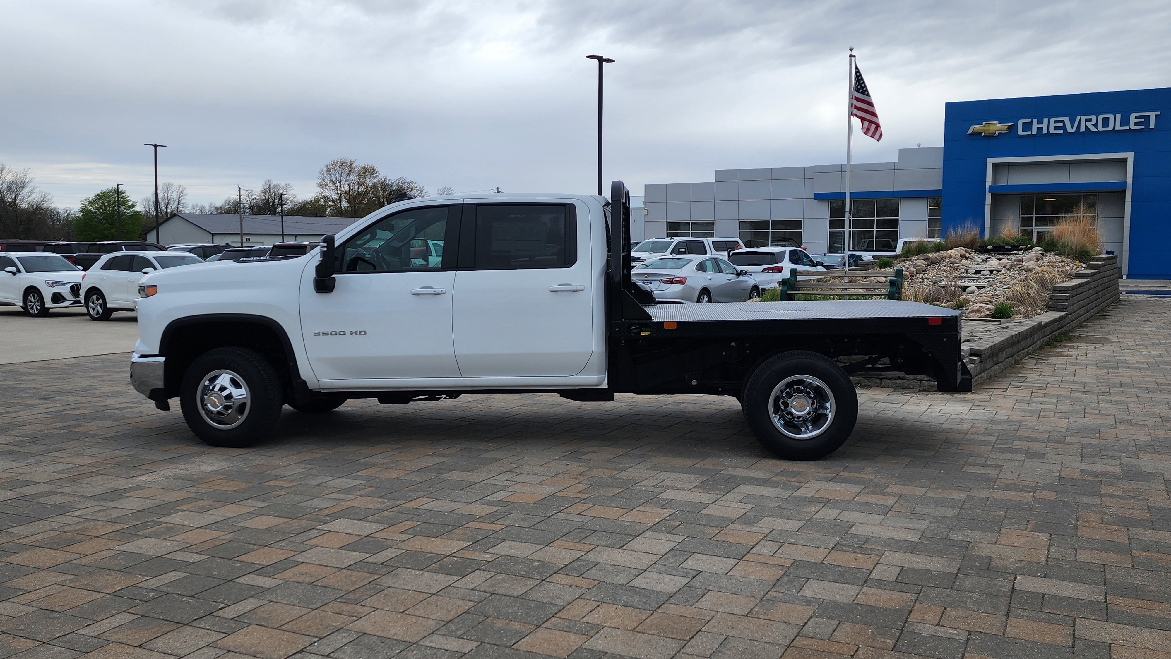 New 2024 Chevrolet Silverado 3500 LT w/ Convenience Package image 23